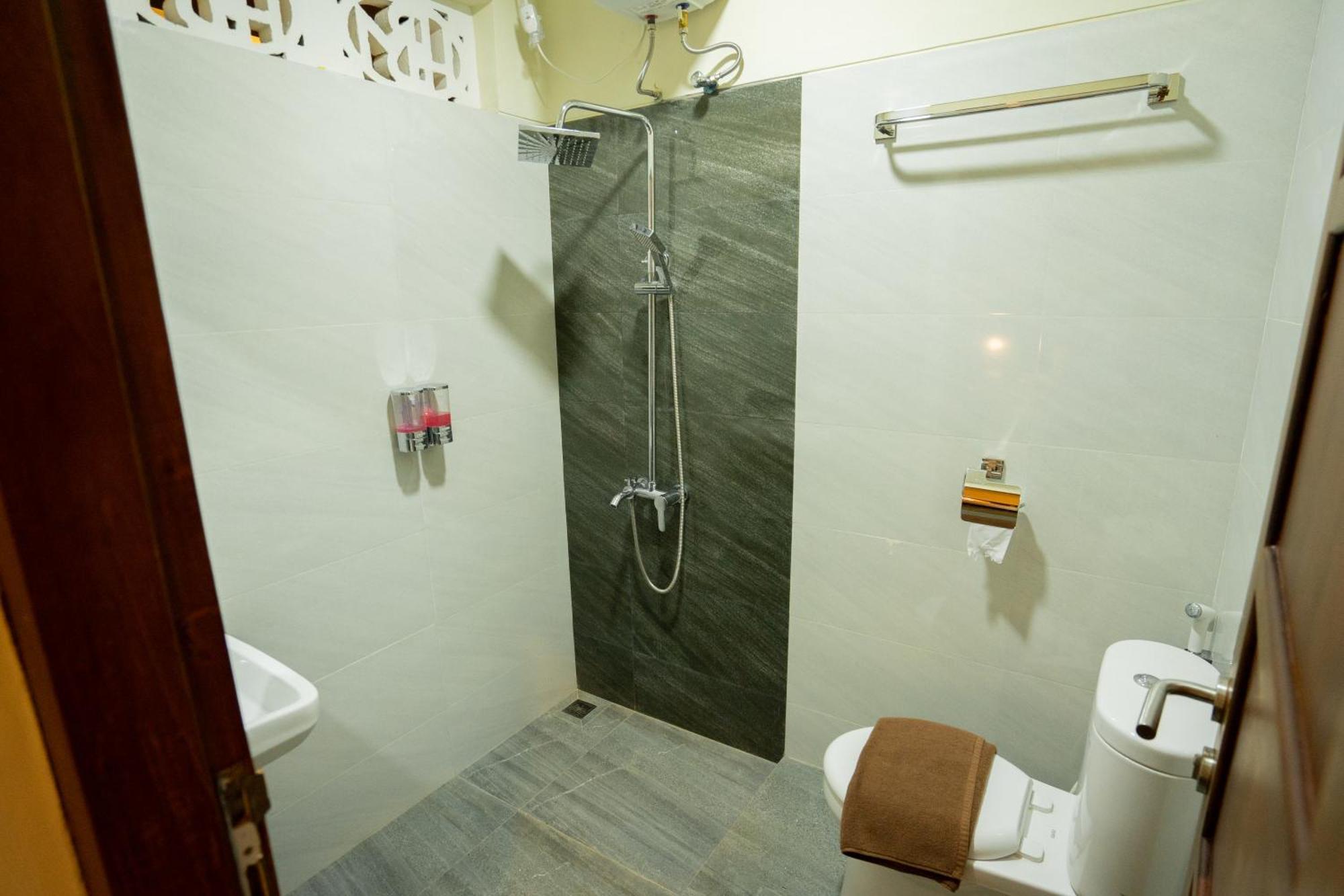 Yuwono Hotel & Villa Malioboro Джок'якарта Екстер'єр фото